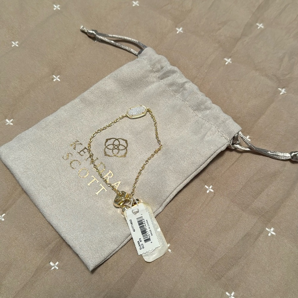 KENDRA SCOTT GOLD IRIDESCENT DRUSY ELAINA BRACELET